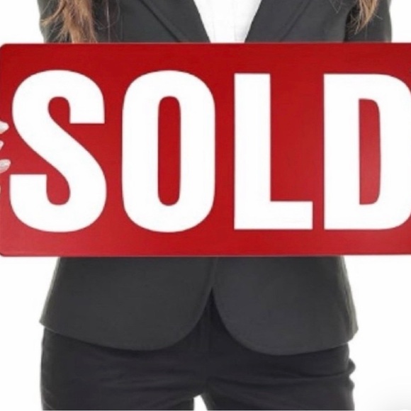 CHANEL Shoes - Chanel patent leather pumps